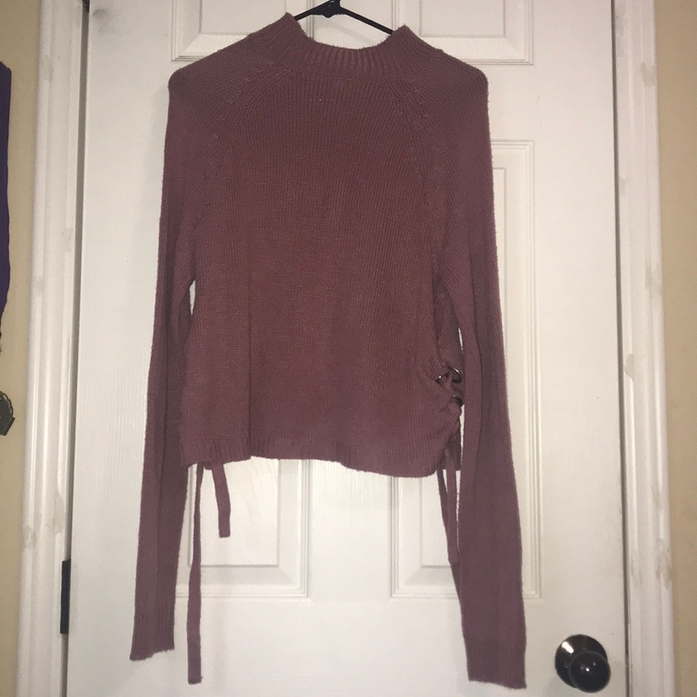 Cropped turtle neck sweater